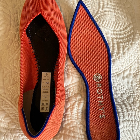 Cute and Comfortable ✨✨ - Picture 5 of 5